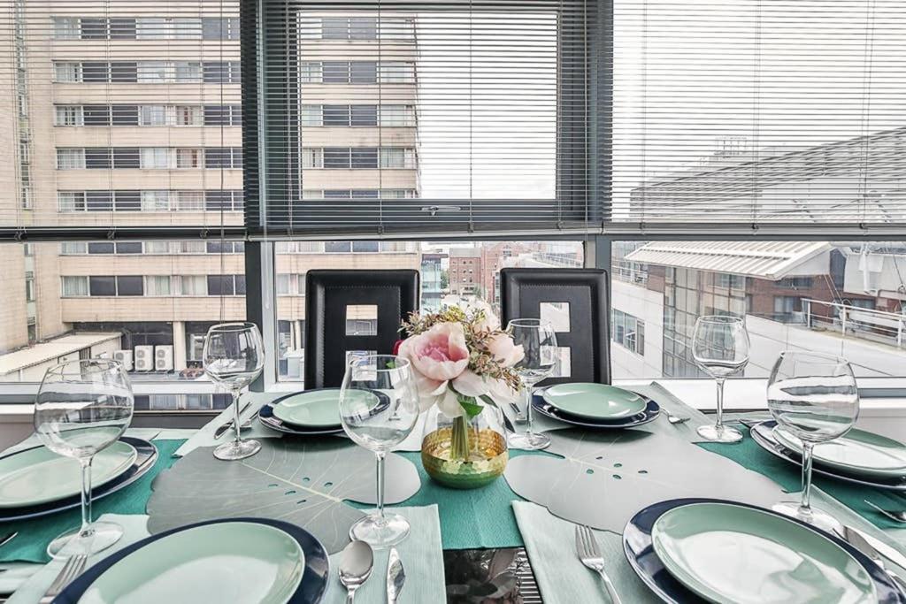 Ferienwohnung The Exclusive Gem Of Leeds - Sleeps 8 Exterior foto