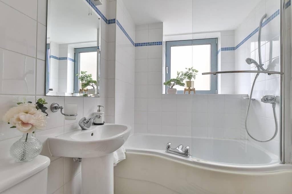 Ferienwohnung The Exclusive Gem Of Leeds - Sleeps 8 Exterior foto